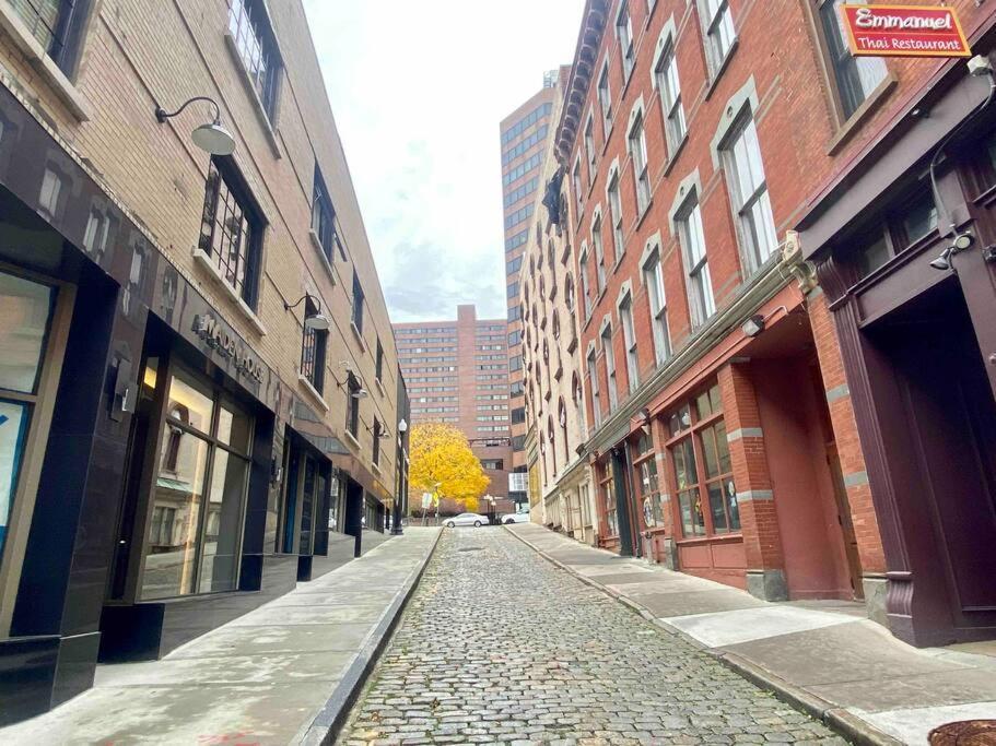 Downtown Albany 2 Bedroom + Workstation @ The Mark Extérieur photo