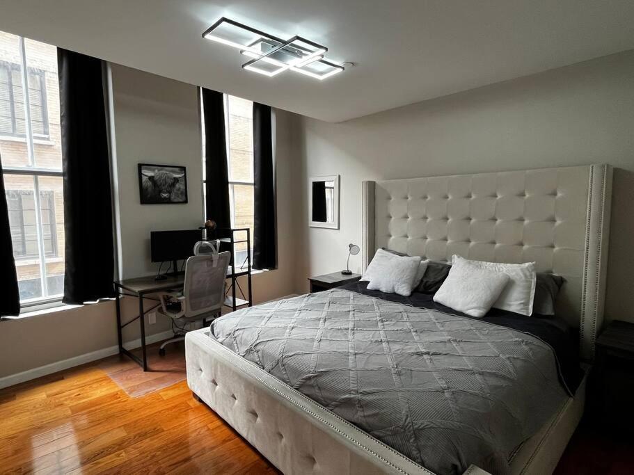 Downtown Albany 2 Bedroom + Workstation @ The Mark Extérieur photo