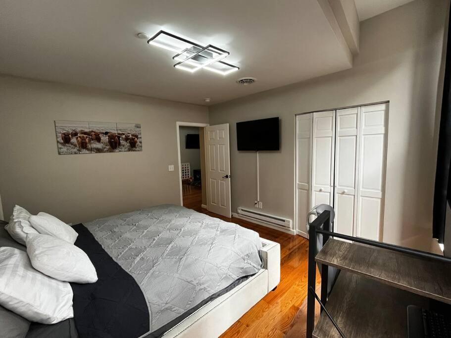 Downtown Albany 2 Bedroom + Workstation @ The Mark Extérieur photo