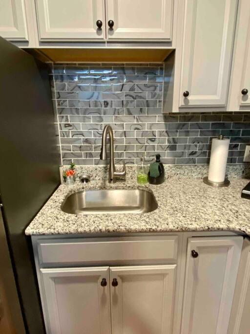 Downtown Albany 2 Bedroom + Workstation @ The Mark Extérieur photo